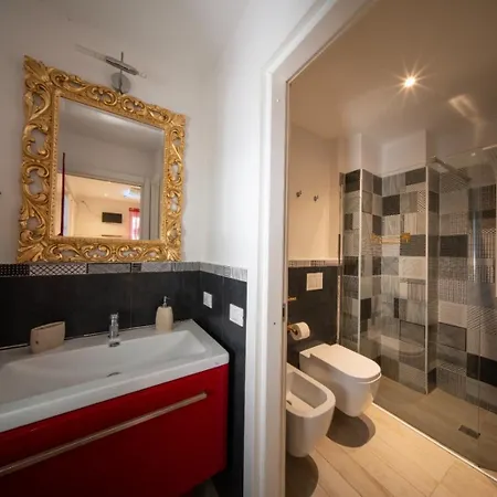 Liberty House アパート ヴェローナ